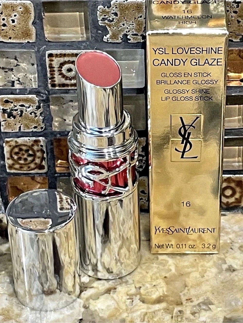 Yves Saint Laurent Loveshine Candy Glaze Lipstick in Pink NWT